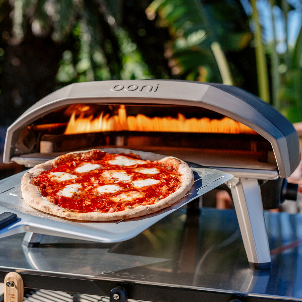 Ooni Koda 16 Gas Pizza Oven 30mbar