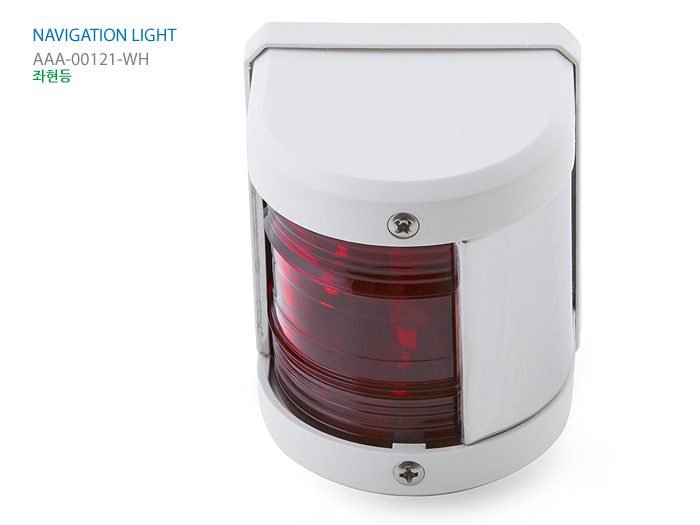 ضوء ميناء الملاحة البحرية