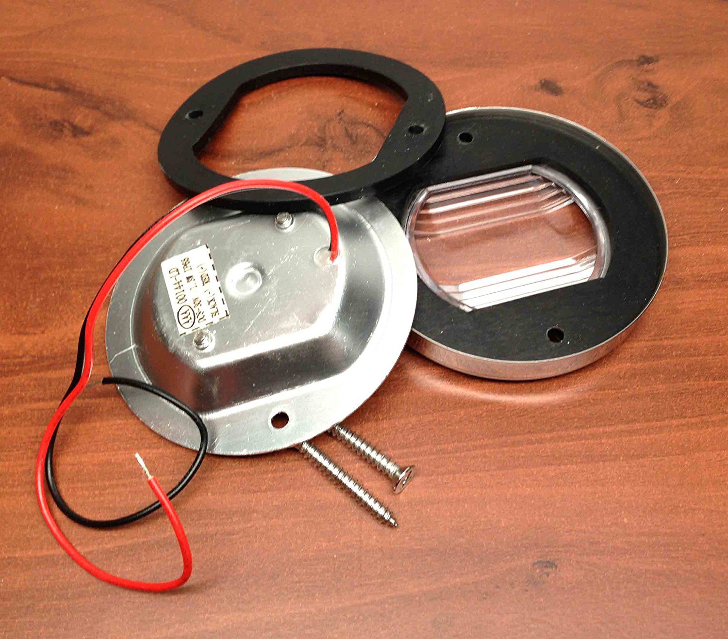 Transom Mount Courtesy Round Light