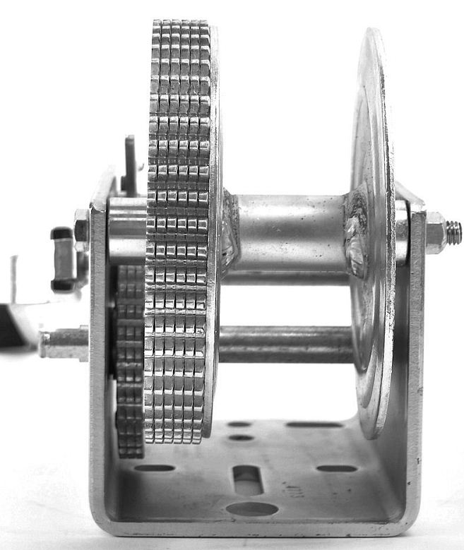 ونش مقطورة Dutton-Lainson ثنائي السرعة (3200 رطل)