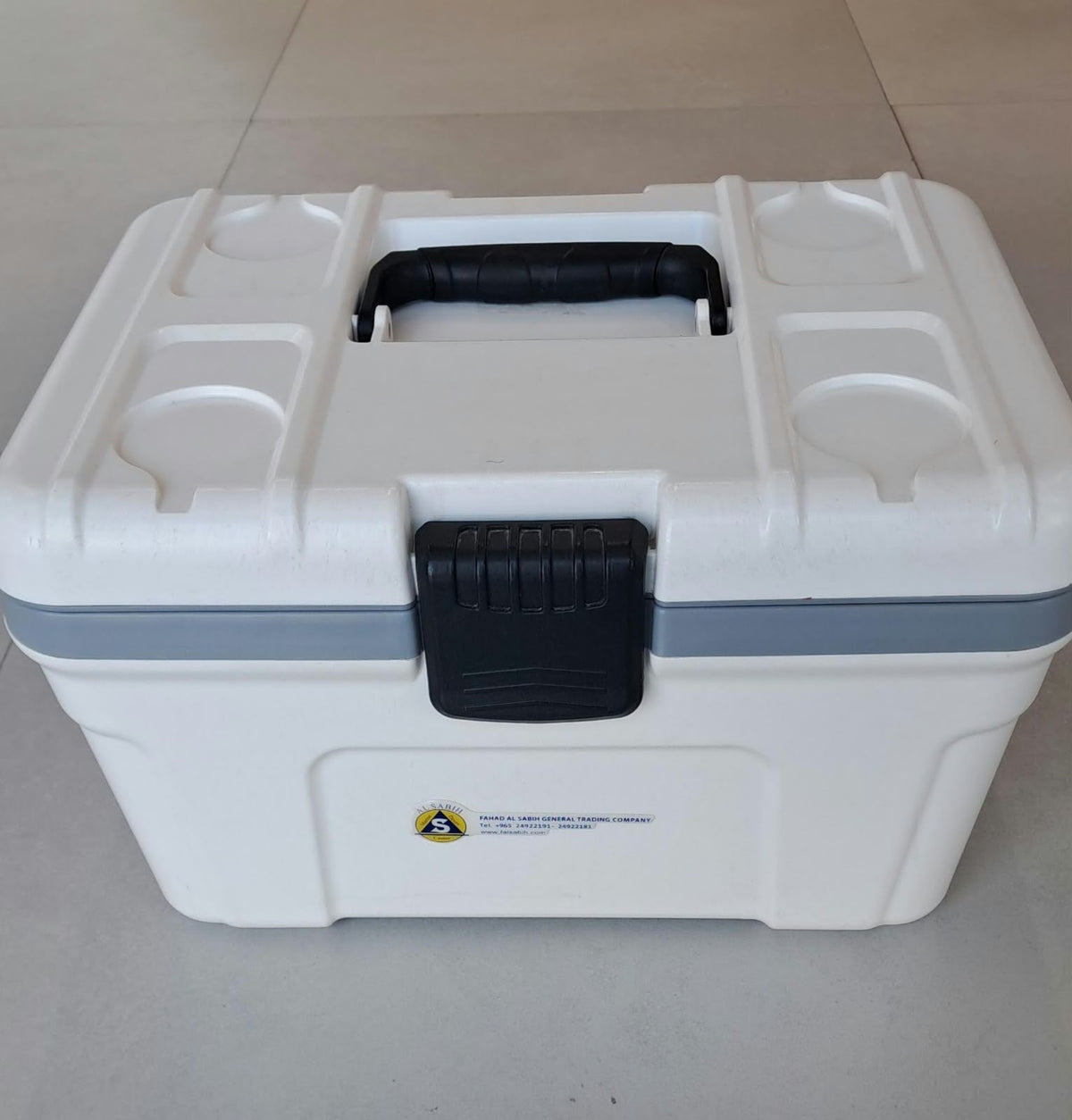 GTI-COB15 white and grey 15-quart hard cooler