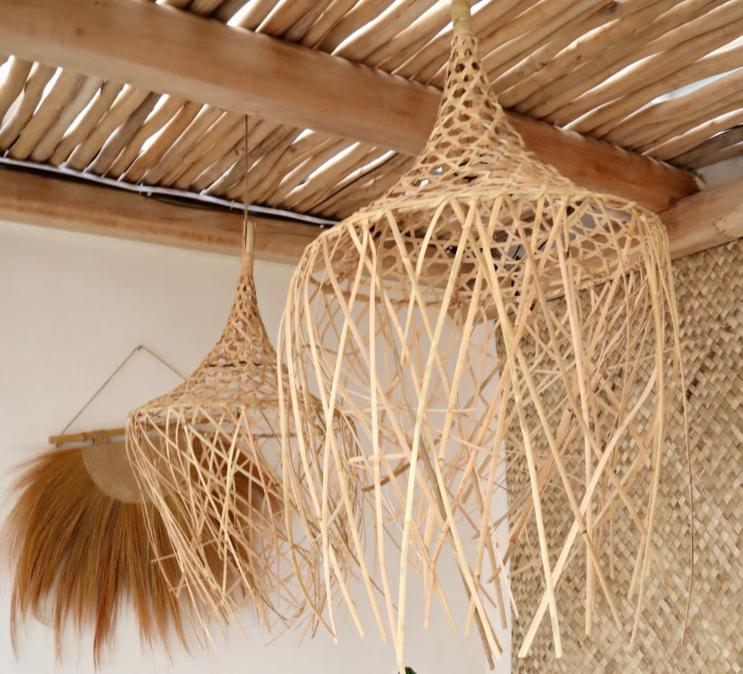 مصباح سقف من الروطان بالي