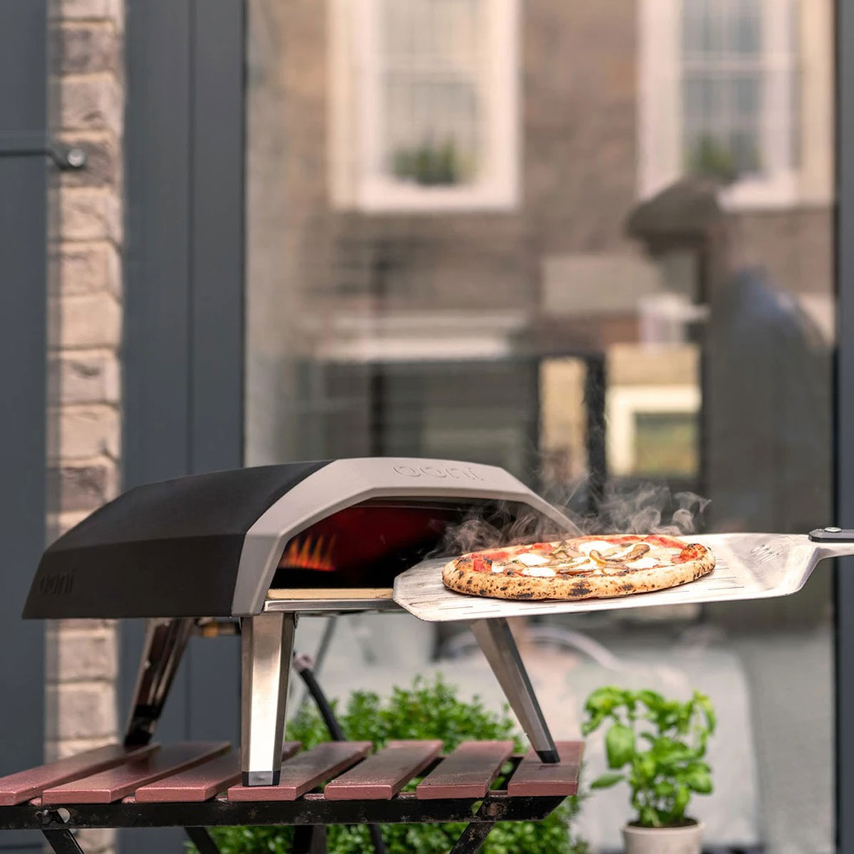 Ooni Koda 12 Gas Pizza Oven 30mbar